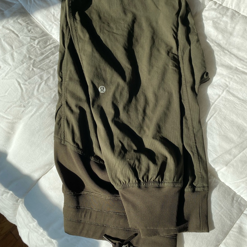 Lululemon Dance Studio Jogger